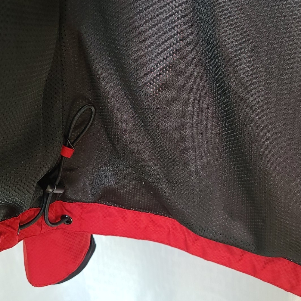 ASICS Jacket Red - Picture 5 of 10
